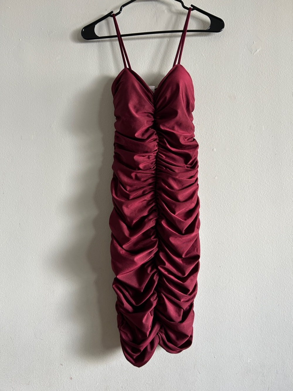 Ruched Wine-Red Spaghetti Strap Midi Dress